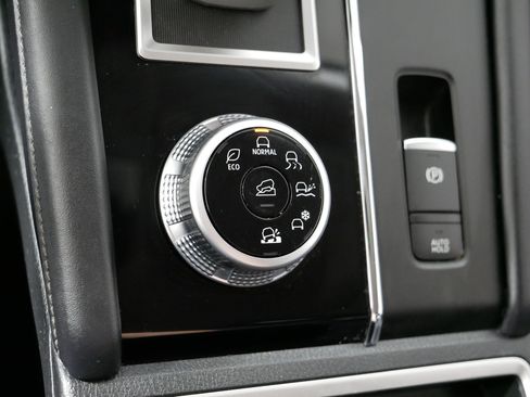 Used 2022 Mitsubishi Outlander SE AWD/4WD image 31