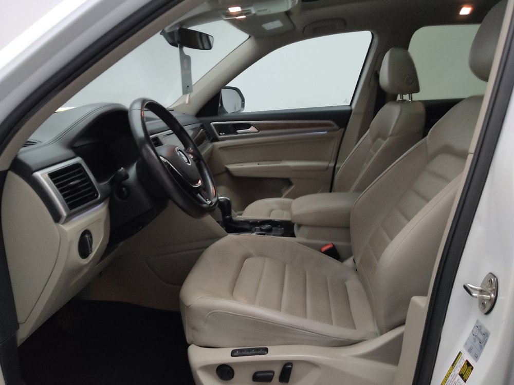 Used 2018 Volkswagen Atlas SEL Premium AWD/4WD image 17