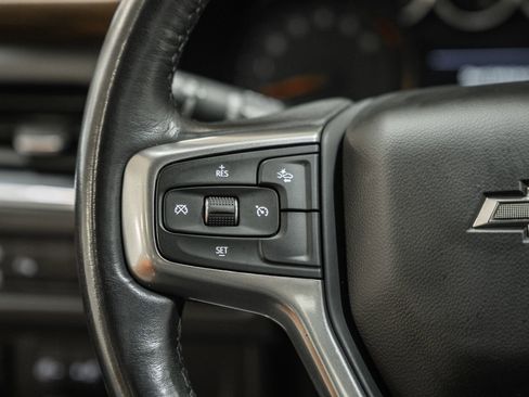 Used 2021 Chevrolet Suburban Z71 image 37