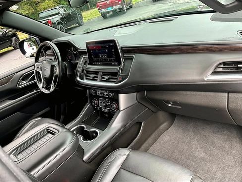 Used 2021 Chevrolet Tahoe Z71 w/ Z71 Signature Package AWD/4WD image 22