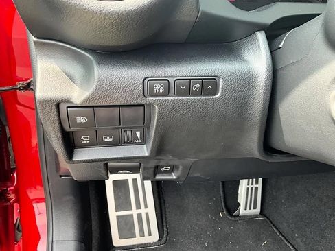 Used 2025 Lexus IS 500 w/ Accessory Package 2 RWD image 17