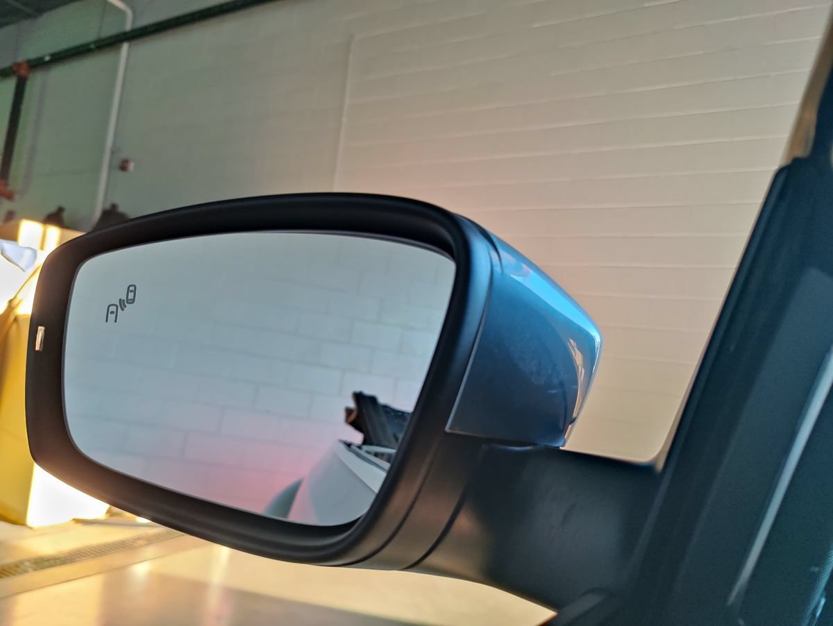 Used 2019 Volkswagen Beetle 2.0T Final Edition SEL FWD image 43