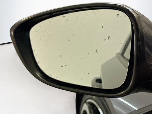 Used 2018 Honda Accord Sport image 16