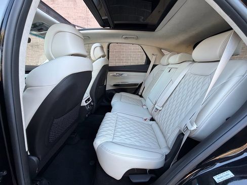 Used 2023 Genesis GV70 3.5T Sport w/ Sport Prestige Package image 15