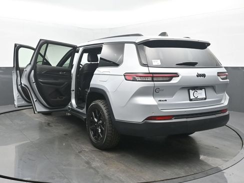 Used 2024 Jeep Grand Cherokee L Laredo AWD/4WD image 58