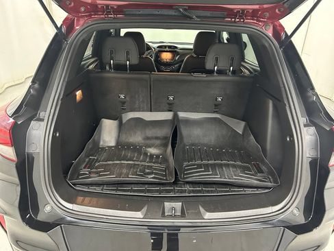 Used 2021 Chevrolet TrailBlazer RS w/ Convenience Package AWD/4WD image 11