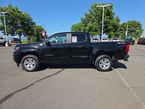 Used 2021 Chevrolet Colorado LT AWD/4WD image 11
