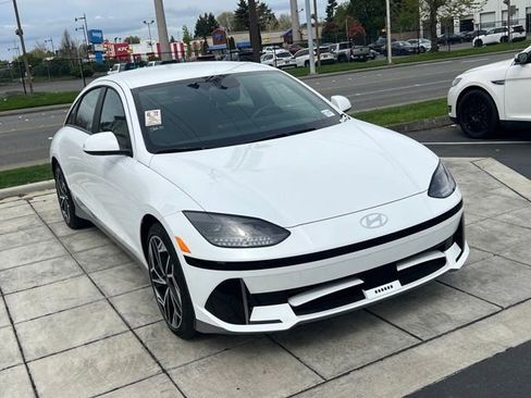 Used 2024 Hyundai Ioniq 6 SEL AWD/4WD image 5