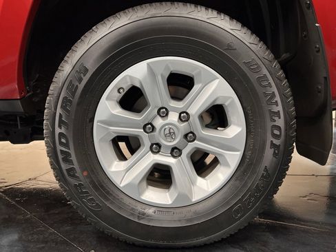 Used 2021 Toyota 4Runner SR5 Premium image 19