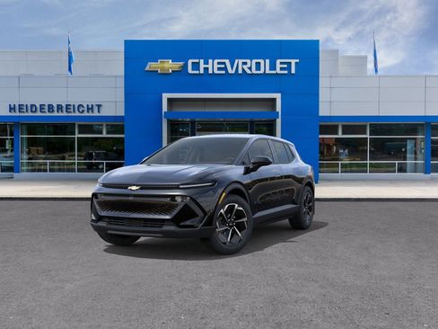 New 2026 Chevrolet Equinox EV LT image 32