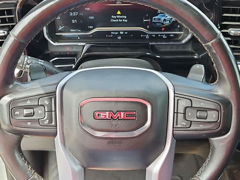 Used 2022 GMC Sierra 1500 SLT AWD/4WD image 19