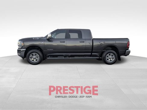 Used 2024 RAM 2500 Laramie w/ Safety Group AWD/4WD image 9
