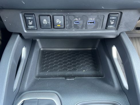 New 2026 Nissan Frontier SV w/ All-Weather Content Package AWD/4WD image 7