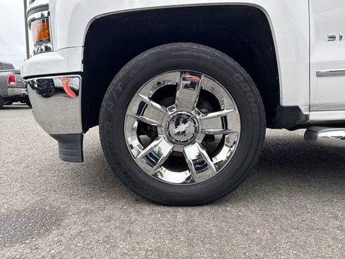 Used 2014 Chevrolet Silverado 1500 LTZ Z71 w/ LTZ Plus Package AWD/4WD image 19