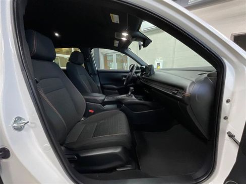 Used 2024 Honda HR-V Sport image 28