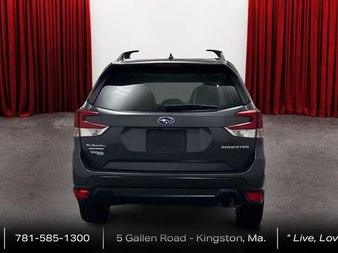 Used 2024 Subaru Forester Premium AWD/4WD image 6