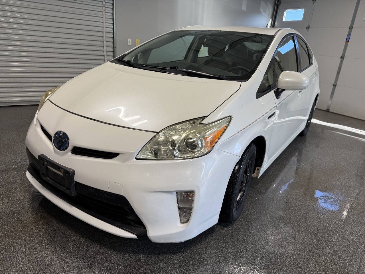 Used 2012 Toyota Prius Three FWD image 2