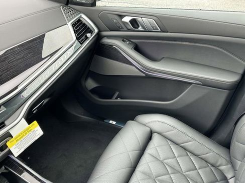 New 2026 BMW X7 xDrive40i image 18