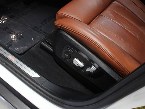 Used 2022 BMW X5 xDrive40i w/ Executive Package image 33