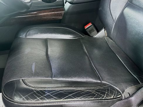 Used 2017 GMC Yukon SLT AWD/4WD image 23