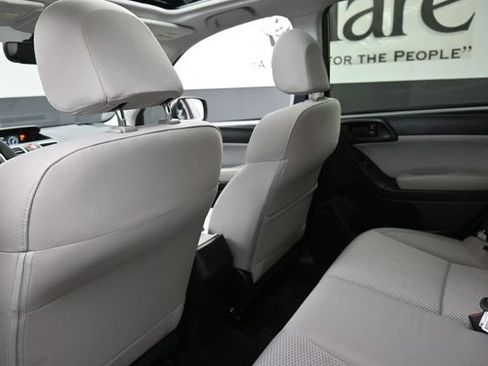 Used 2017 Subaru Forester 2.5i Premium w/ All-Weather Package AWD/4WD image 24