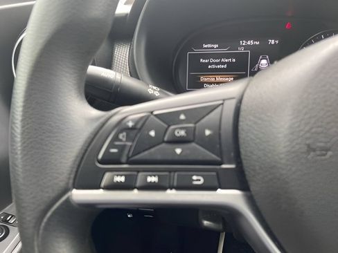 Used 2021 Nissan Kicks SV FWD image 18