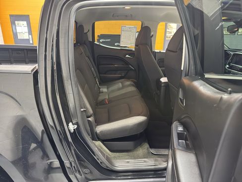 Used 2018 GMC Canyon SLE w/ Nightfall Edition image 19