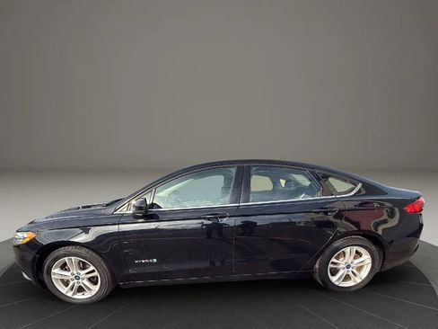 Used 2018 Ford Fusion SE image 8