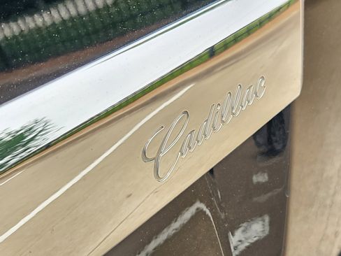 Used 2010 Cadillac SRX Luxury image 12