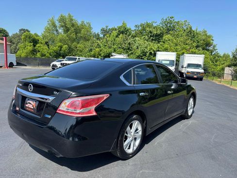 Used 2013 Nissan Altima 2.5 SV FWD image 7