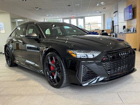 New 2026 Audi RS 6 performance image 1