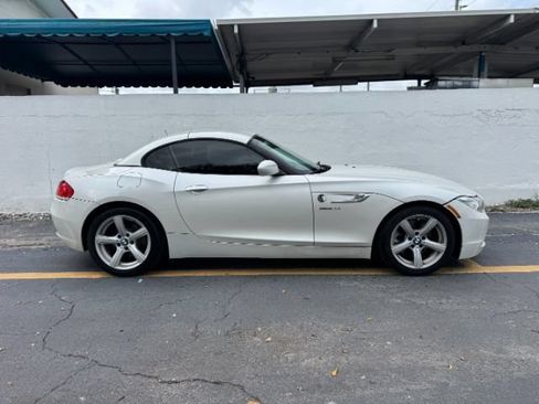 Used 2015 BMW Z4 sDrive28i RWD image 7