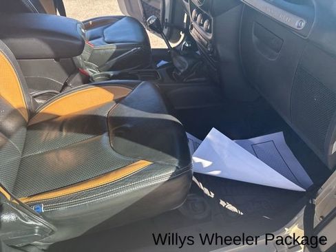 Used 2017 Jeep Wrangler Unlimited Sport image 16