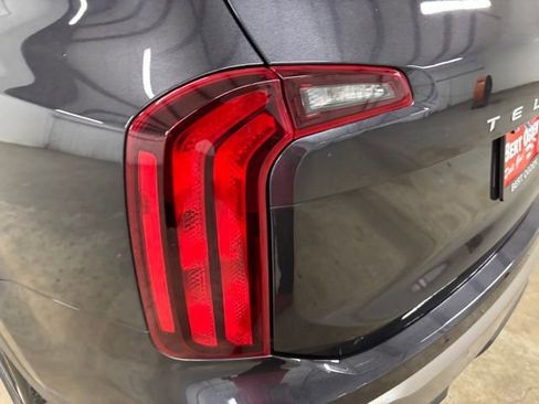 Used 2025 Kia Telluride S FWD image 7