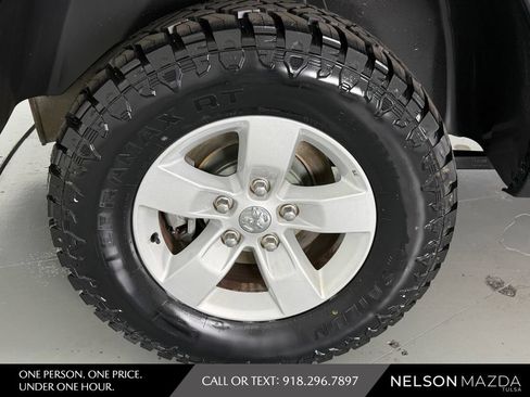 Used 2023 RAM 1500 Classic SLT w/ Trailer & Traction Group AWD/4WD image 13