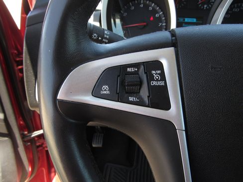 Used 2013 Chevrolet Equinox LT w/ Driver Convenience Package AWD/4WD image 23