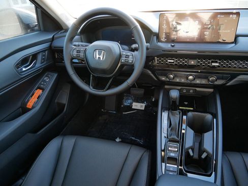 New 2025 Honda Accord EX-L image 9