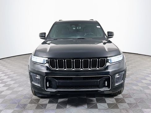 Used 2022 Jeep Grand Cherokee Overland w/ Luxury Tech Group IV image 2