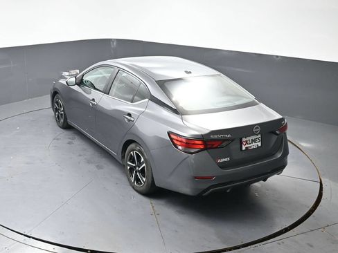 Used 2024 Nissan Sentra SV FWD image 45