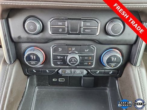 Used 2023 Chevrolet Suburban LT image 18