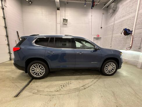 Used 2025 GMC Acadia Denali AWD/4WD image 3
