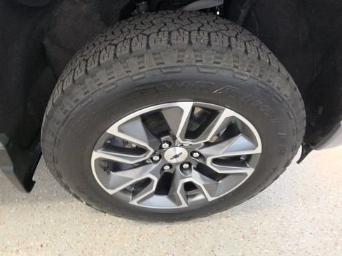 Used 2024 Chevrolet Silverado 1500 RST AWD/4WD image 21