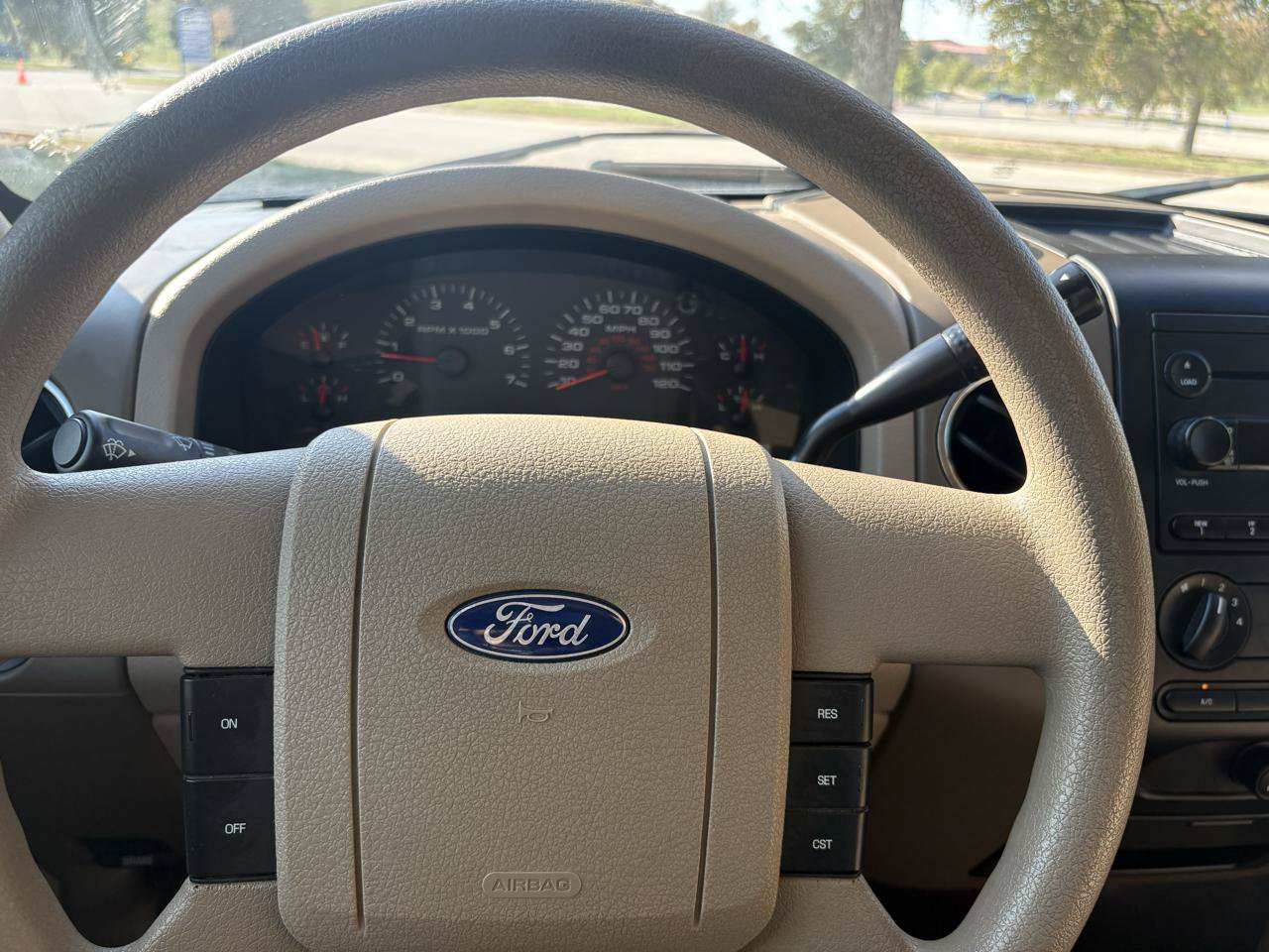 Used 2006 Ford F150 XLT RWD image 16