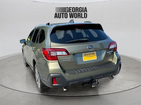 Used 2018 Subaru Outback 3.6R Touring w/ Popular Package #3 image 3