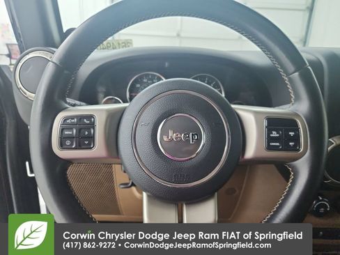 Used 2011 Jeep Wrangler Unlimited Sport w/ Connectivity Group AWD/4WD image 22