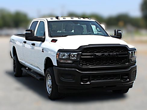 Used 2024 RAM 2500 Tradesman AWD/4WD image 3