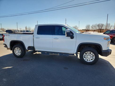 Used 2020 Chevrolet Silverado 2500 LTZ w/ LTZ Plus Package image 5