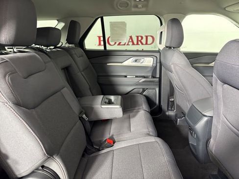New 2026 Ford Explorer Active image 24