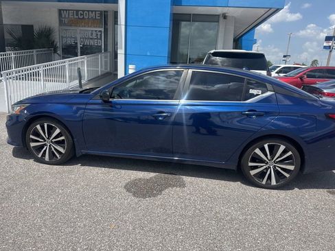 Used 2019 Nissan Altima 2.5 SR w/ SR Premium Package FWD image 8