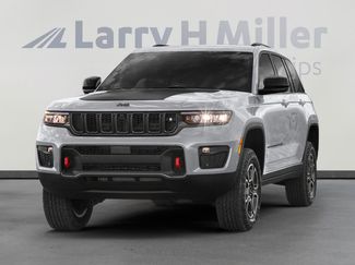 Used 2022 Jeep Grand Cherokee Altitude AWD/4WD video 1